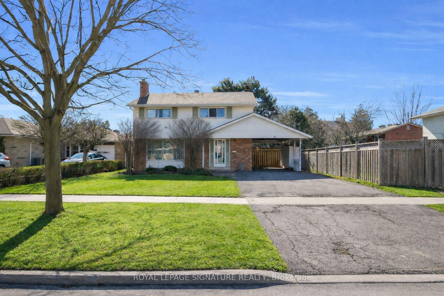 8 Underhill Drive, Donalda, Toronto 