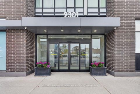 Photo 2 at 109 - 2301 Danforth Avenue, Danforth, Toronto