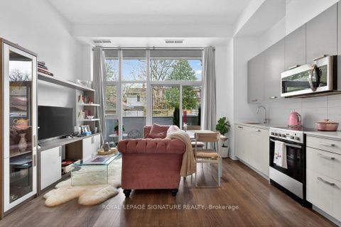 Photo 4 at 109 - 2301 Danforth Avenue, Danforth, Toronto