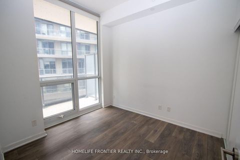 Photo 2 at 315 - 38 Forest Manor Road, Henry Farm, Toronto