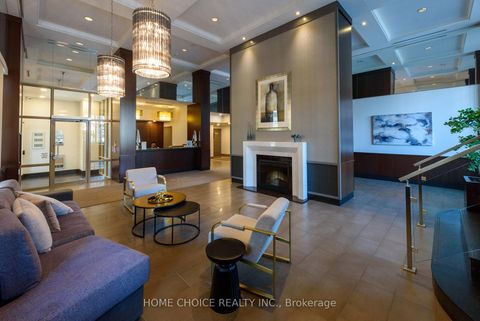 Photo 2 at 623 - 900 Mount Pleasant Road, Mount Pleasant West, Toronto