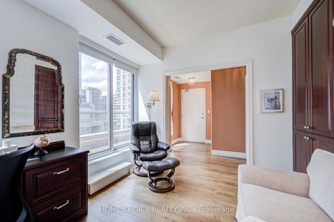 Photo 7 at 623 - 900 Mount Pleasant Road, Mount Pleasant West, Toronto