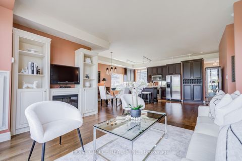 Photo 23 at 623 - 900 Mount Pleasant Road, Mount Pleasant West, Toronto