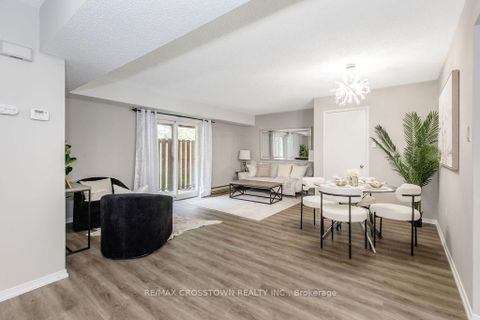 Photo 9 at 8 - 119 D'AMBROSIO Drive, Painswick North, Barrie
