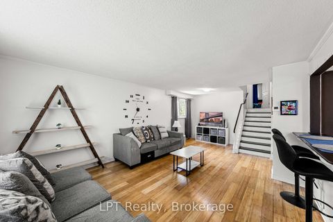 Photo 8 at 7 Briarbluff Avenue, West Hill, Toronto