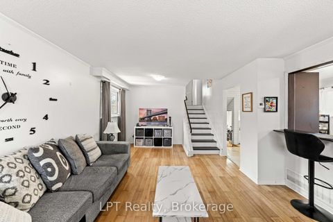 Photo 9 at 7 Briarbluff Avenue, West Hill, Toronto