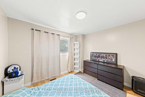 Photo 25 at 7 Briarbluff Avenue, West Hill, Toronto