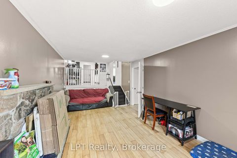 Photo 26 at 7 Briarbluff Avenue, West Hill, Toronto