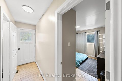 Photo 29 at 7 Briarbluff Avenue, West Hill, Toronto