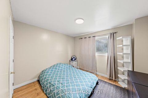 Photo 30 at 7 Briarbluff Avenue, West Hill, Toronto