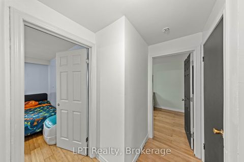 Photo 34 at 7 Briarbluff Avenue, West Hill, Toronto