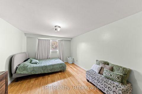 Photo 38 at 7 Briarbluff Avenue, West Hill, Toronto