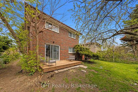 Photo 48 at 7 Briarbluff Avenue, West Hill, Toronto