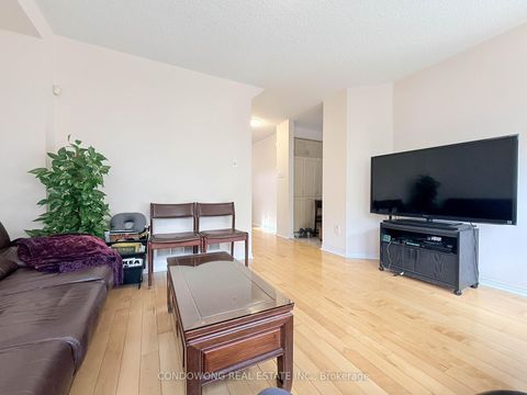 Photo 5 at 77 Bassett Avenue, Langstaff, Richmond Hill