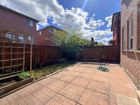 Photo 7 at 77 Bassett Avenue, Langstaff, Richmond Hill