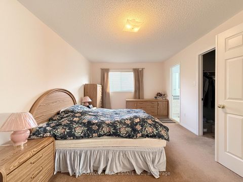 Photo 14 at 77 Bassett Avenue, Langstaff, Richmond Hill