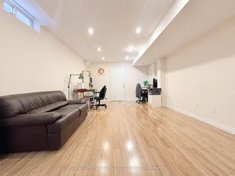 Photo 23 at 77 Bassett Avenue, Langstaff, Richmond Hill