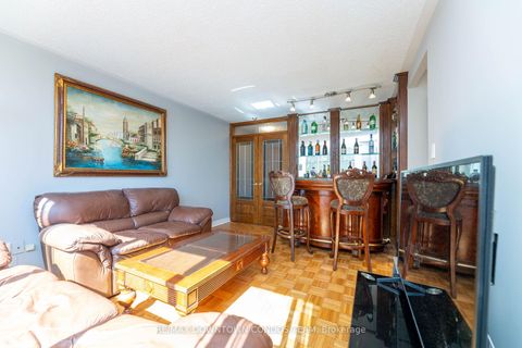 Photo 7 at 506 - 44 St Joseph Street, Bay Street Corridor, Toronto