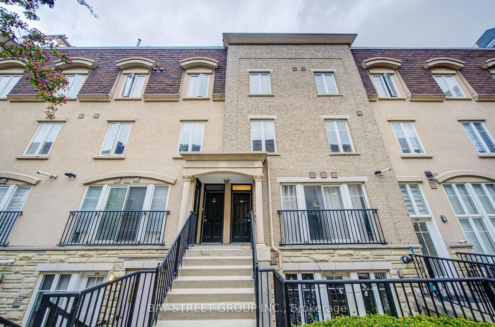 333 - 30 Western Battery Road, Niagara, Toronto photo number 2