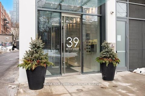 Photo 14 at PH11 - 39 Brant Street, Waterfront Communities C1, Toronto