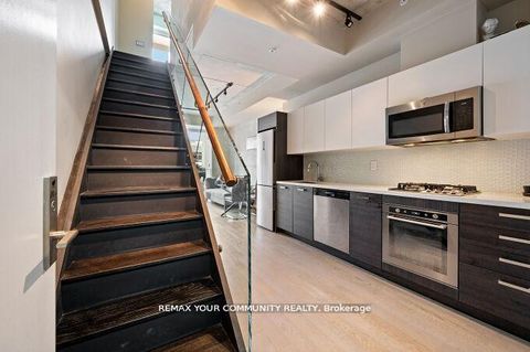 Photo 21 at PH11 - 39 Brant Street, Waterfront Communities C1, Toronto