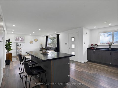 Photo 0 at 6552 Yonge Street, Rural Innisfil, Innisfil