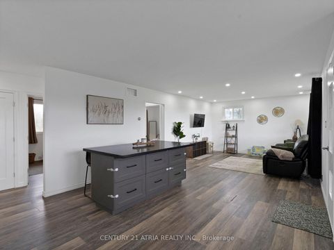 Photo 8 at 6552 Yonge Street, Rural Innisfil, Innisfil