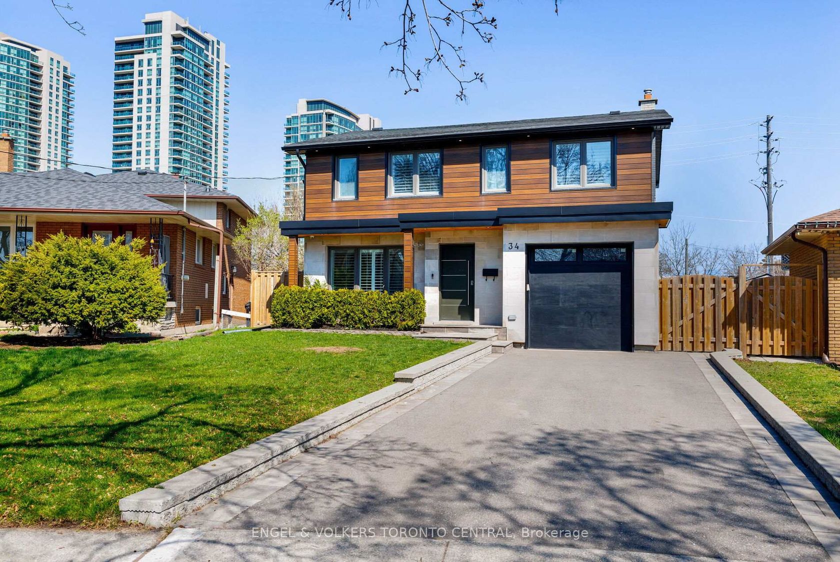 34 Rufford Road, Alderwood, Toronto 