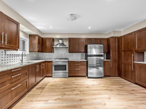 Photo 2 at 1157 Roselawn Avenue, Belgravia, Toronto