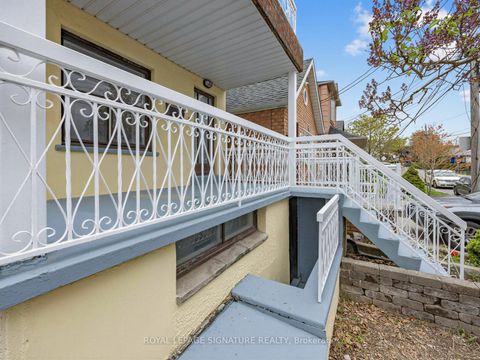 Photo 31 at 1157 Roselawn Avenue, Belgravia, Toronto