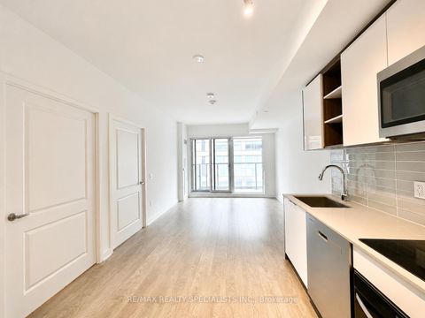 Photo 0 at 502 - 543 Richmond Street W, Waterfront Communities C1, Toronto