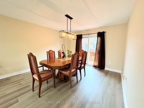 Photo 8 at 26 Brownridge Crescent, Clairville, Toronto