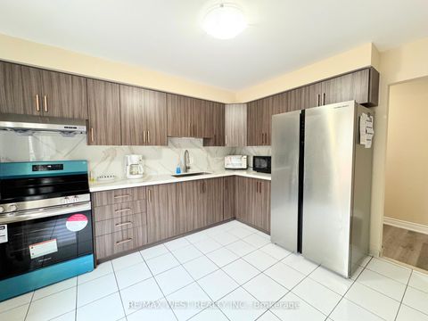 Photo 12 at 26 Brownridge Crescent, Clairville, Toronto