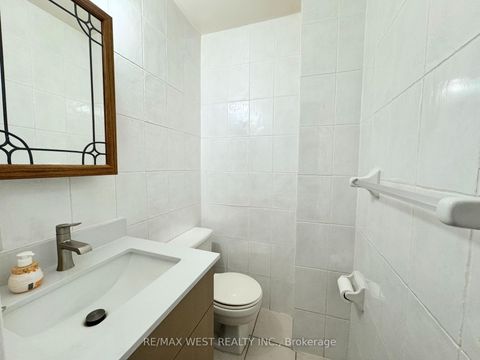 Photo 14 at 26 Brownridge Crescent, Clairville, Toronto