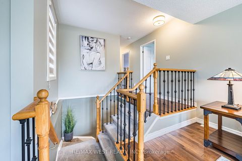 Photo 15 at 5 Moir Crescent, Painswick North, Barrie