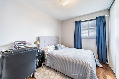 Photo 28 at 5 Moir Crescent, Painswick North, Barrie