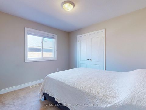 Photo 31 at 73 GRAIHAWK Drive, Ardagh, Barrie