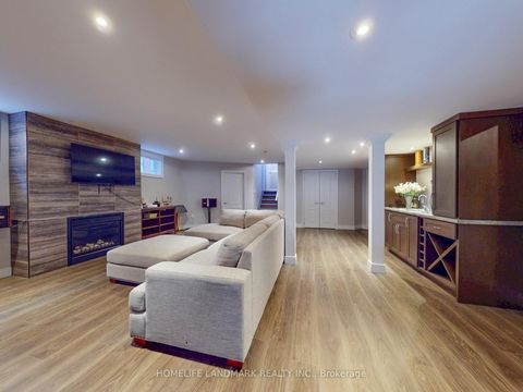Photo 37 at 73 GRAIHAWK Drive, Ardagh, Barrie
