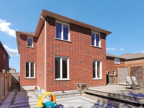 Photo 48 at 73 GRAIHAWK Drive, Ardagh, Barrie