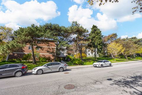 Photo 27 at 303 - 100 Coe Hill Drive, Swansea, Toronto