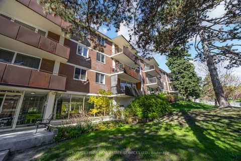 Photo 29 at 303 - 100 Coe Hill Drive, Swansea, Toronto
