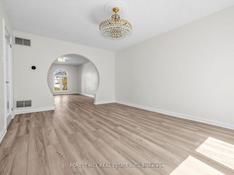 Photo 12 at 477 Cummer Avenue, Newtonbrook East, Toronto