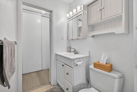 Photo 10 at 856 Magnolia Avenue, Leslie Valley, Newmarket