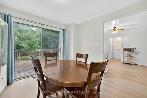 Photo 17 at 856 Magnolia Avenue, Leslie Valley, Newmarket