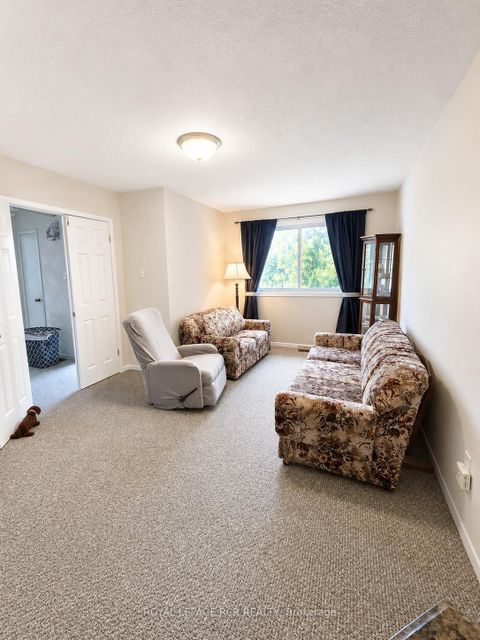Photo 23 at 856 Magnolia Avenue, Leslie Valley, Newmarket