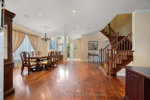 Photo 6 at 40 Lady Fern Drive, Legacy, Markham