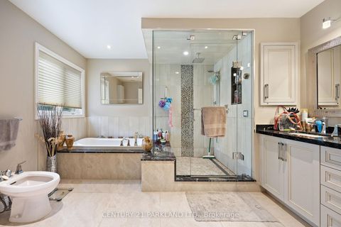 Photo 25 at 40 Lady Fern Drive, Legacy, Markham