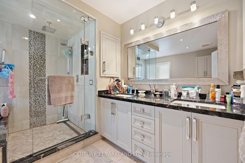 Photo 26 at 40 Lady Fern Drive, Legacy, Markham