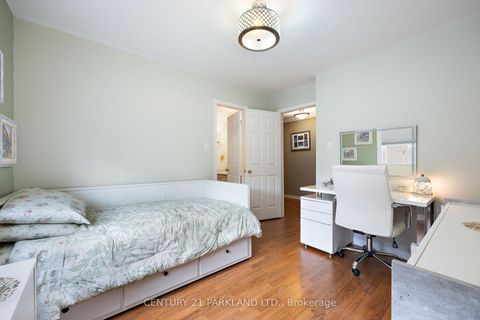 Photo 28 at 40 Lady Fern Drive, Legacy, Markham