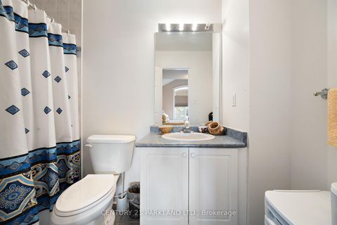 Photo 32 at 40 Lady Fern Drive, Legacy, Markham